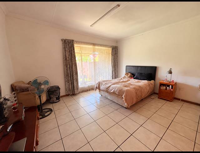 2 BEDROOM TOWNHOUSE FOR SALE IN DUNCANVILLE